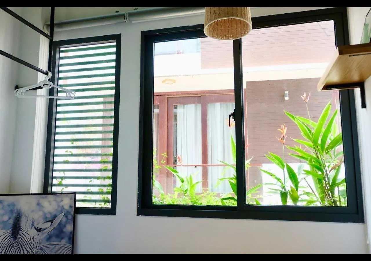 Uri House, 1- 2 Bedroom Tourism Apt, 5' Walk Dragon Bridge Da Nang 0*,