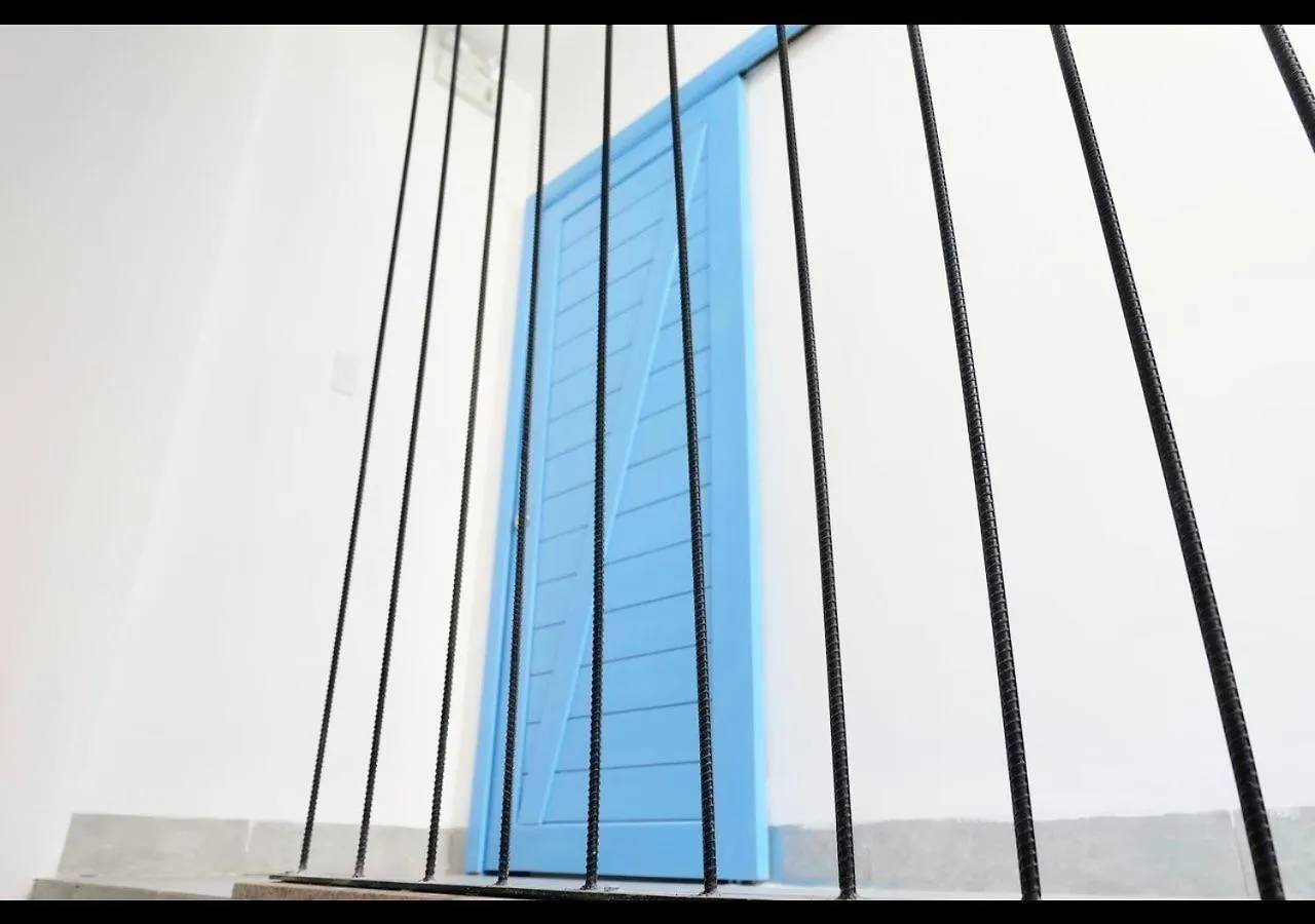 Uri House, 1- 2 Bedroom Tourism Apt, 5' Walk Dragon Bridge Da Nang